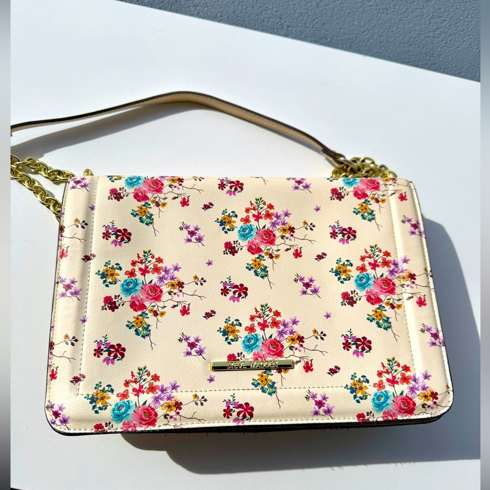 *SOLD* Shoulder flap bag - bone multi color
